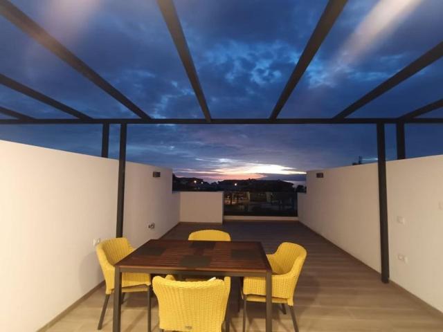 Adosada en venta en Guía de Isora, Playa San Juan photo 0