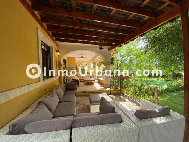 Casa en venta en Mutxamel, Bonalba-Cotoveta photo 0