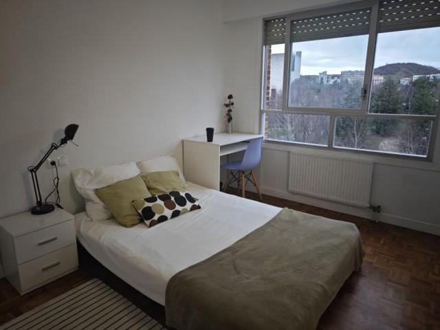 Piso en venta en Donostia-San Sebastián, Amara photo 0