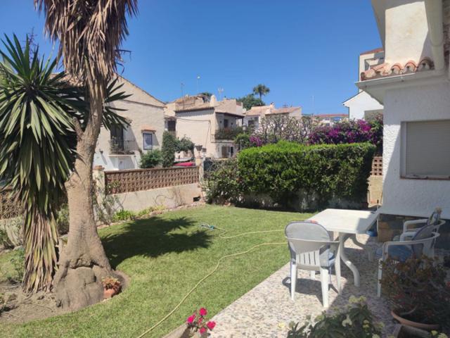 Chalet en venta en Nerja, Playa - Burriana photo 0