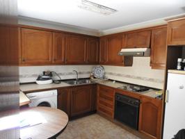 Edificio en venta en Ceuta, Plaza De Los Reyes photo 0