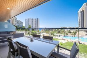 Apartamento en venta en Benidorm, Playa Poniente photo 0