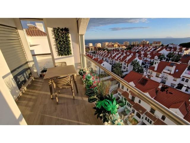 Aticos en venta en Estepona photo 0