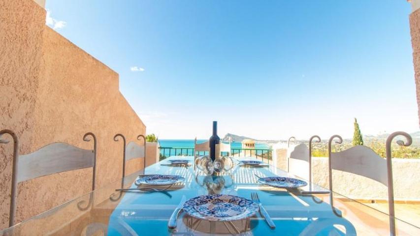 Adosada en venta en Altea photo 0