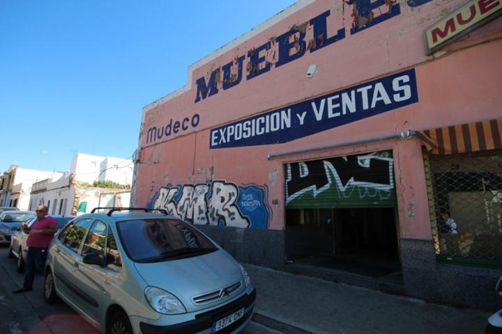 Nave industrial en venta en Sevilla, Amate - Santa Aurelia photo 0