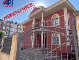 Chalet en venta en Linares, Gran Avenida photo 0