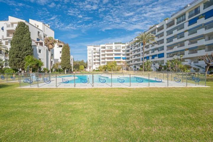 Apartamento en venta en Marbella, Puerto - Puerto Banús photo 0