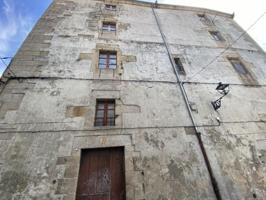 Edificio en venta en Betanzos, Casco Antiguo - Da Torre photo 0
