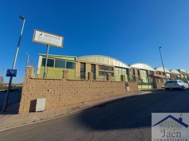 Nave industrial en venta en Linares, Pol. Ind. Los Jarales photo 0