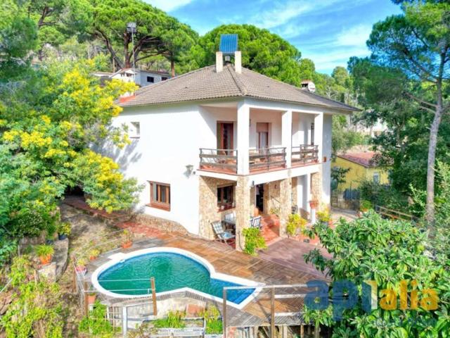Chalet en venta en Sant Feliu de Guíxols, Casa Nova photo 0