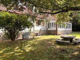 Casa en venta en Teo, Cacheiras photo 0