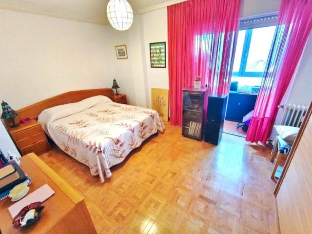 Piso en venta en Madrid photo 0