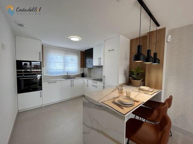 Adosada en venta en Alhaurín de la Torre, Santa Clara photo 0