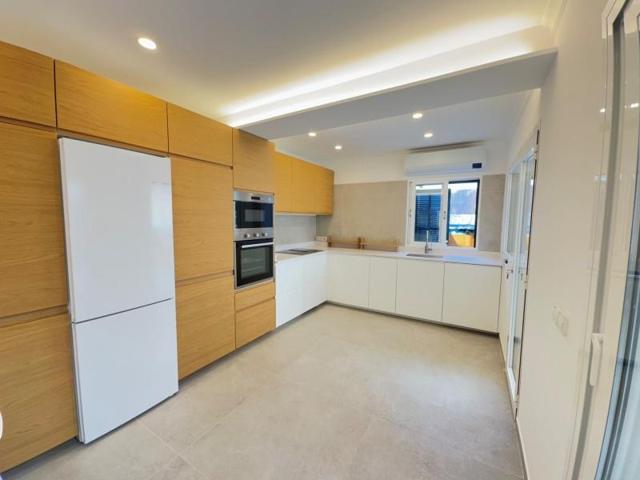 Adosada en venta en Santa Eugènia photo 0