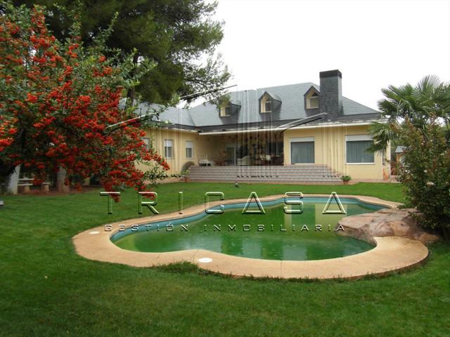 Chalet en venta en Albacete, Aguasol photo 0