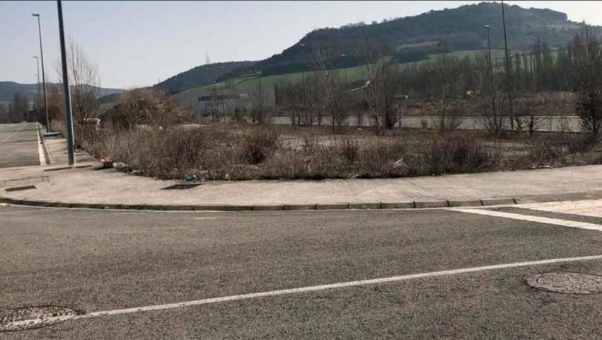 Terreno en venta en Egüés, Egues photo 0