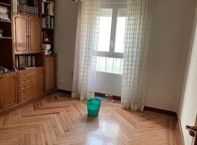 Apartamento en venta en Madrid photo 0