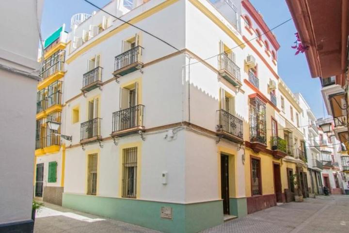 Casa en venta en Sevilla photo 0
