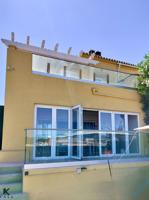 Adosada en venta en La Línea de la Concepción, Alcaidesa photo 0