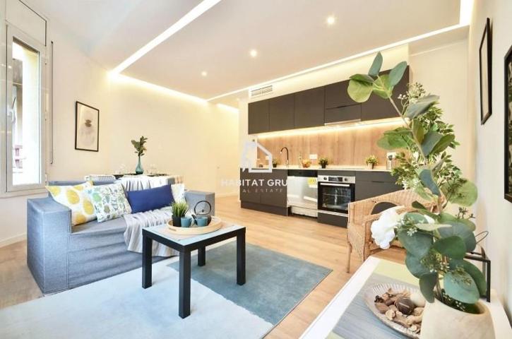 Piso en venta en Barcelona photo 0