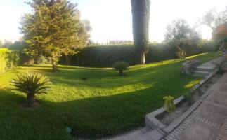 Chalet en venta en Camas, Urbanizaciones photo 0