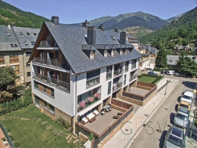 Apartamento en venta en Vielha e Mijaran photo 0