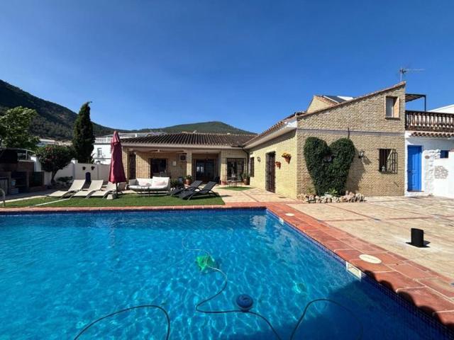 Chalet en venta en Algodonales, Algodonales photo 0