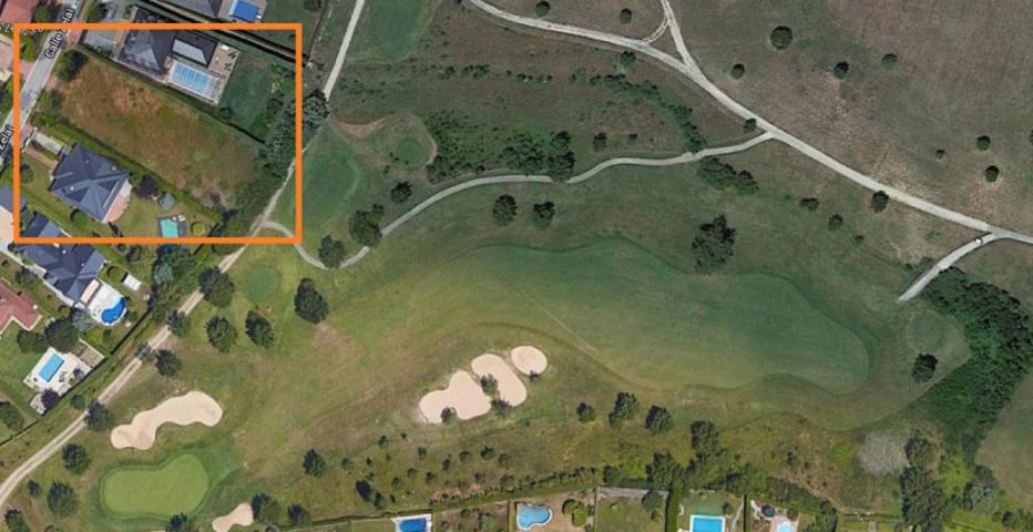 Terreno en venta en Egüés, Gorraiz photo 0