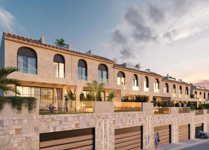 Adosada en venta en Guaro, Guaro photo 0