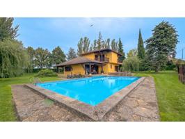 Casa en venta en Lumbier photo 0