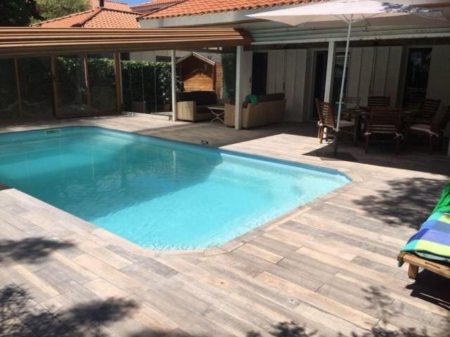 Chalet en venta en Alpedrete, Urbanizaciones photo 0