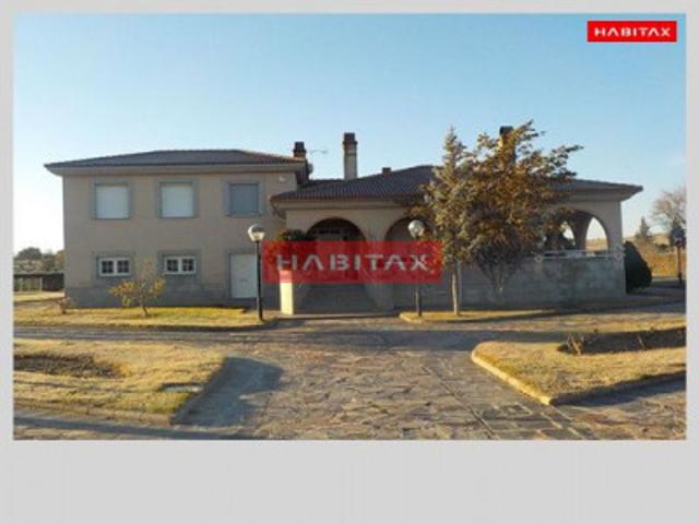 Chalet en venta en Zamora, Carretera de Carrascal photo 0