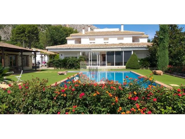 Chalet en venta en Muro de Alcoy photo 0