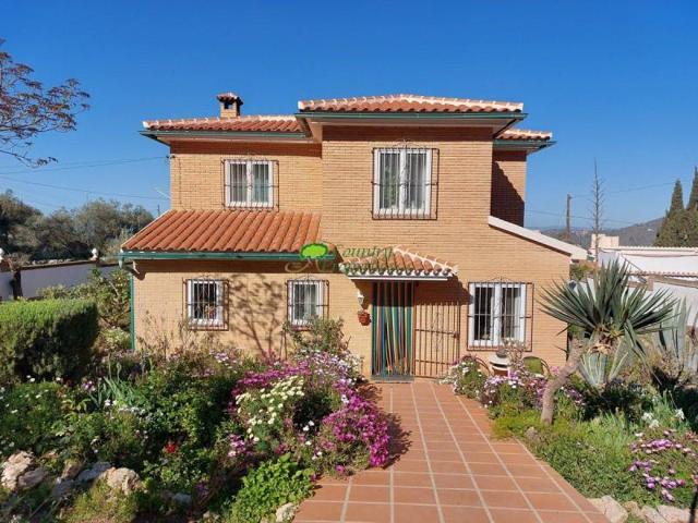 Casa con terreno en venta en Cómpeta, Competa photo 0