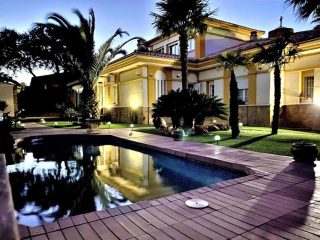 Chalet en venta en Plasencia, Kilometro 4 photo 0