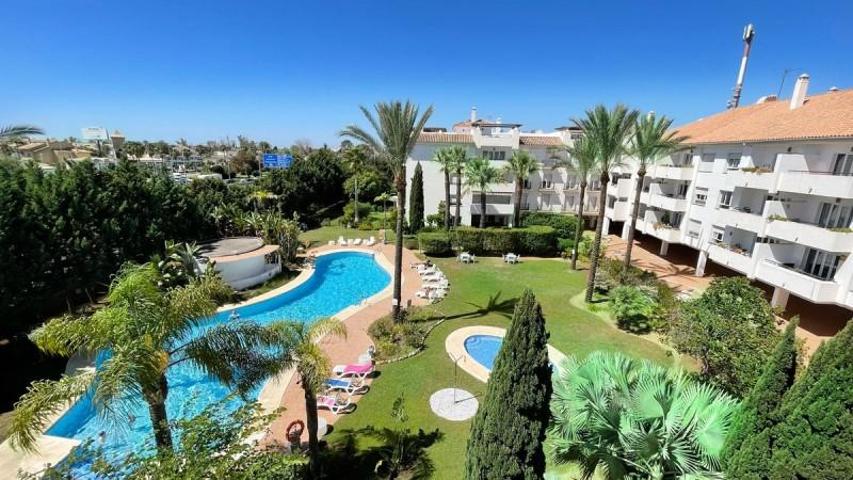 Atico Duplex en venta en Marbella, Nueva Andalucia photo 0