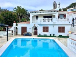 Adosada en venta en Alaior photo 0