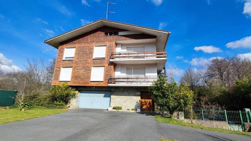 Casa en venta en Derio, Zamudio photo 0