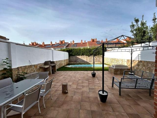 Adosada en venta en Albacete, Universidad photo 0