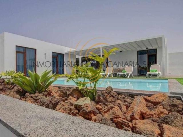 Chalet en venta en Antigua photo 0