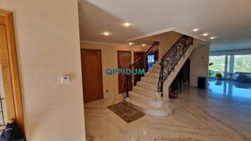 Chalet en venta en Betanzos, O castro photo 0