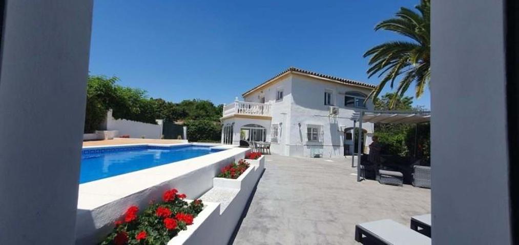 Piso en venta en Coín, Coín photo 0