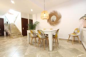 Adosada en venta en Lloseta, Lloseta photo 0