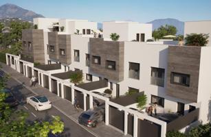 Chalet en venta en Fuengirola, Los Pacos photo 0