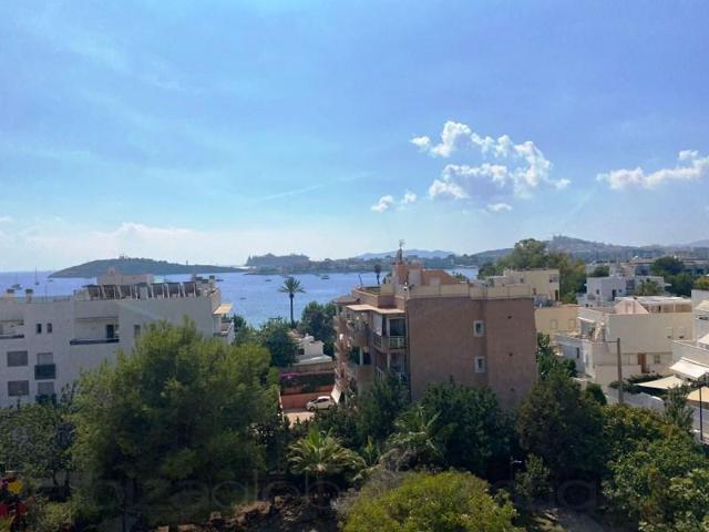 Aticos en venta en Eivissa, Cap Martinet photo 0