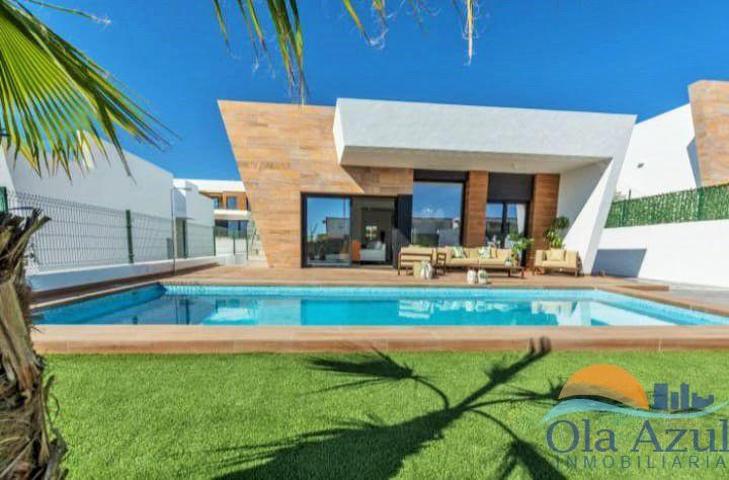 Chalet en venta en Finestrat, Finestrat photo 0