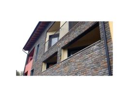 Edificio en venta en Montferrer i Castellbò photo 0