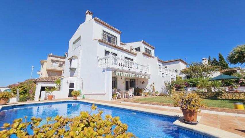 Chalet en venta en Manilva, Manilva photo 0