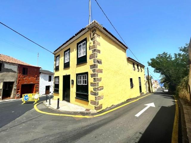 Chalet en venta en Tacoronte photo 0