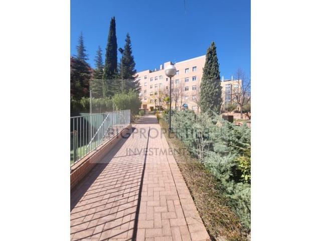 Piso en venta en Madrid, Conde Orgaz-Piovera photo 0